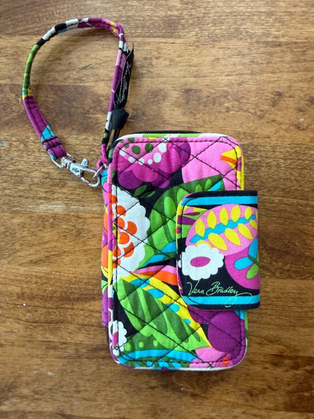 Vera Bradley Wristlet Wallet, Retired "Va Va Voom" Pattern, NWOT - Picture 2 of 15